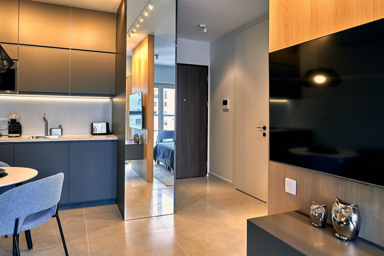 Mennica Residence Suite Apartments Varsovie Extérieur photo