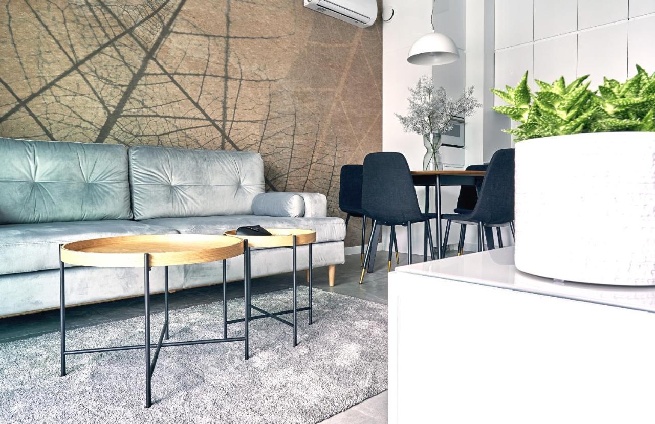 Mennica Residence Suite Apartments Varsovie Extérieur photo