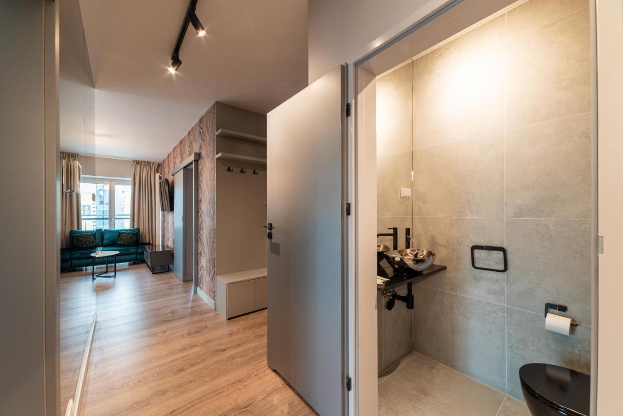 Mennica Residence Suite Apartments Varsovie Extérieur photo